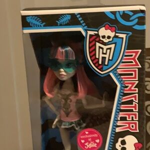 Mattel 2012 Monster High Rochelle swim class exclusive  justice *RARE*